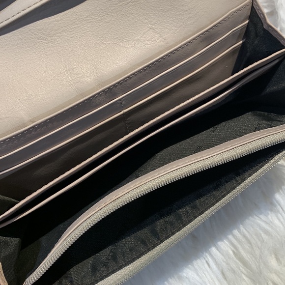 BURBERRY long continental wallet leather trim snap closure women’s - Picture 6 of 15